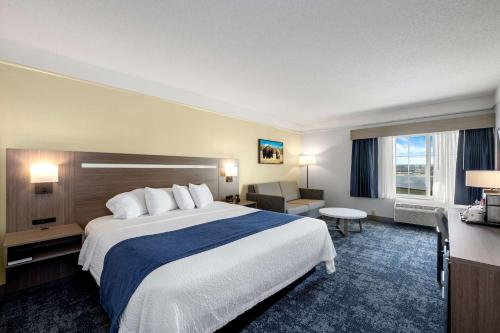SureStay Plus Hotel by Best Western Billings - image 2