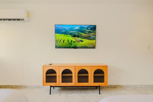 Newly Remodeled 5BR House with Pool and King Beds in Punta Paitilla