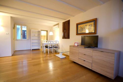 Ampio bilocale centralissimo, Firenze