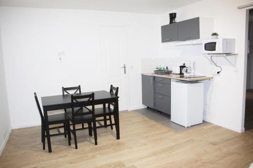 Instalaciones, Cattleya location in Vierzon