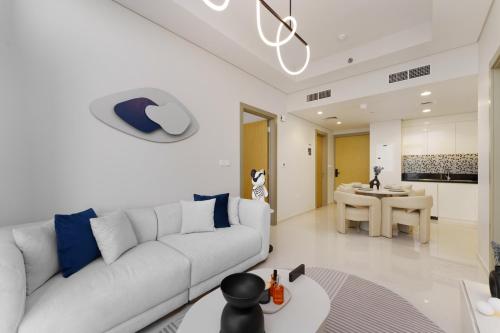 Aykon Luxury Sky Collection Suites with Balcony & Sea View by HSHOME, Dubaï (photo 8)