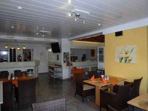 ห้องอาหาร, Hotel Wildunger Hof mit Gemeinschaftskuche in บัด ไวล์ดุงเงน