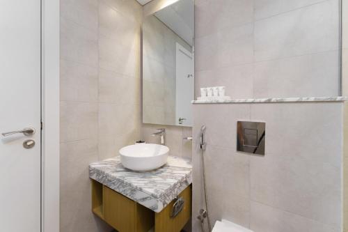 Aykon Luxury Sky Collection Suites With Balcony & Sea View By Hshome - Miniatura 2