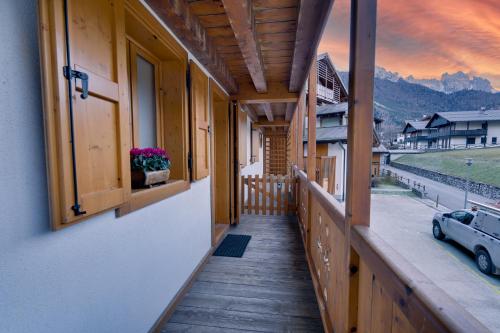 Viesnīcas āriene, Borgo Nuovo Deluxe con Disney 2 parcheggi in Forni Di Sopra