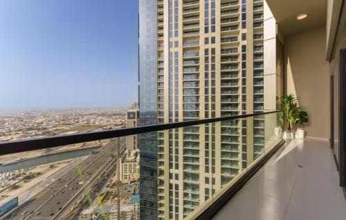 Aykon Luxury Sky Collection Suites with Balcony & Sea View by HSHOME, Dubaï (photo 5)