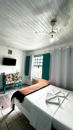 Suites & Hostel Manjericão (Suites & Hostel Manjericao) in ปาราตี