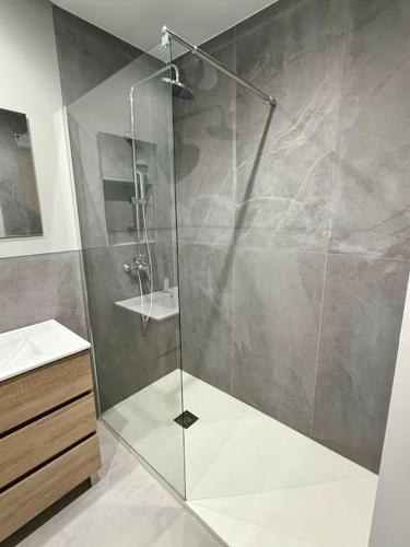 Vivienda renovada y céntrica, Bilbao (foto 8)