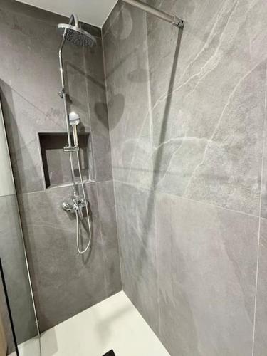 Vivienda renovada y céntrica, Bilbao (foto 10)