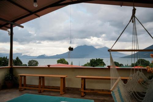 Balcony/terrace, Casa Madera in San Marcos La Laguna