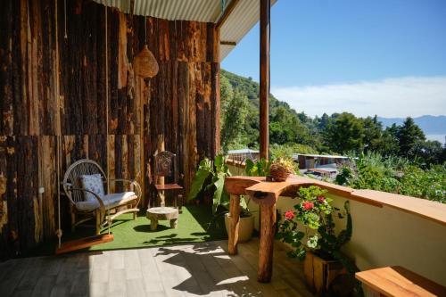 Facilities, Casa Madera in San Marcos La Laguna
