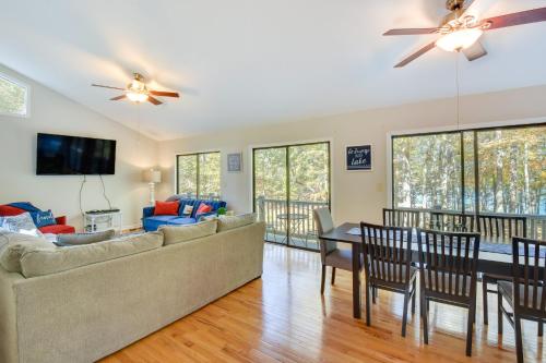 Waterfront Martin Home with Fire Pit and Large Deck in South Union, USA