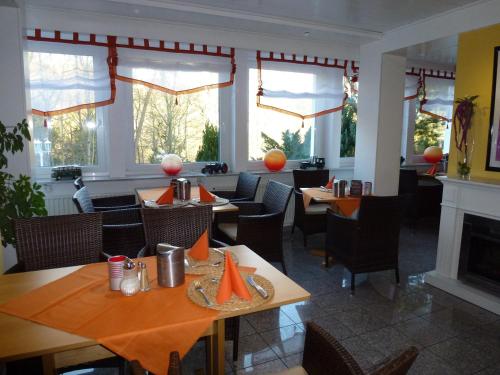 ห้องอาหาร, Hotel Wildunger Hof mit Gemeinschaftskuche in บัด ไวล์ดุงเงน