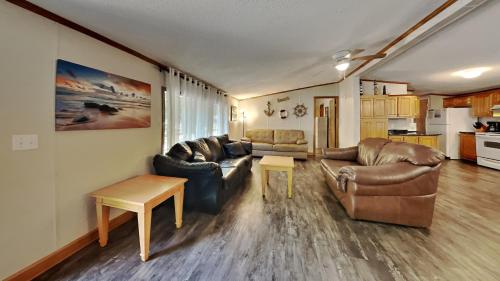 Island Club #58 Island Club #58