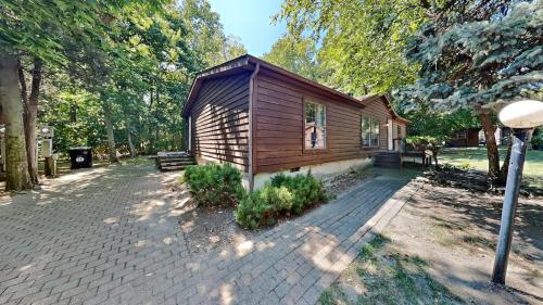 Island Club #58 Island Club #58