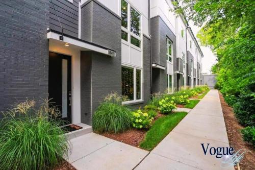 Vogue Vibe Stylish 4-bed House, All En Suite in Nashville, USA