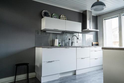 Kitchen, Apartment Siihtala - suuri saunallinen huoneisto in Joensuu