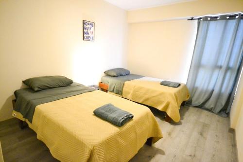 Three-Bedroom Apartment with Balcony image 8