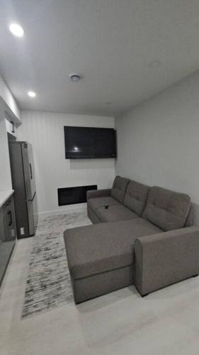 Outstanding Home in Airdrie, Canada