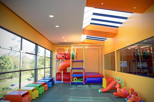 兒童遊樂場, 伊瓜蘇大克魯塞羅酒店 (Grand Crucero Iguazu Hotel) in 伊瓜蘇港市