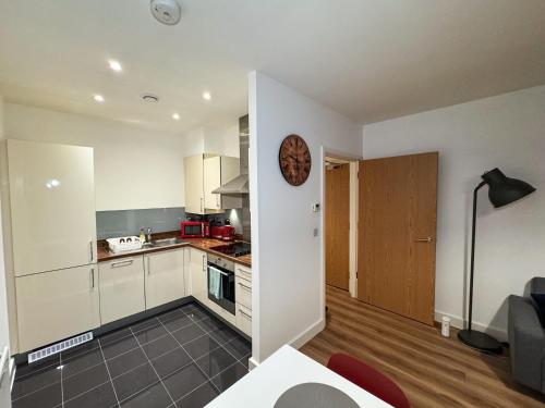 Imperial Stays- Parking, 4K TVs, Central, WIFI and more!, Bath (fotografie 5)