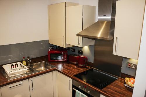 Imperial Stays- Parking, 4K TVs, Central, WIFI and more!, Bath (fotografie 6)