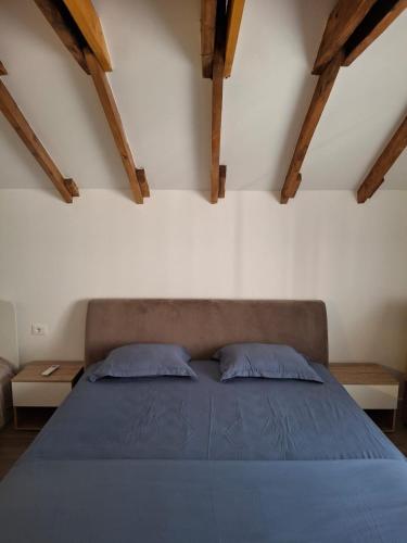 New Fabulous Attic - Modern and Stylish, Tirana (photo 8)