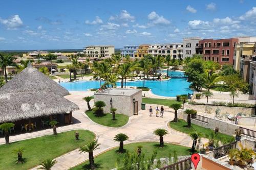 Your Private Pool, Marina Resort Hot Tub & Grounds Your Private Pool, Marina Resort Hot Tub & Grounds