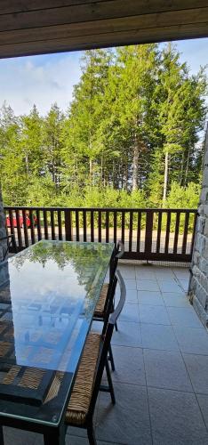 Bilocale nel Resort con terrazzo - Val di Luce in Абетоне