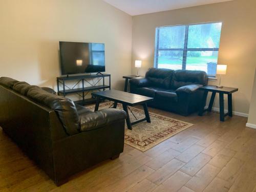413 Sunnyside Dr in Kingsland, USA