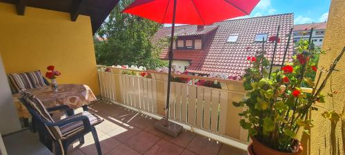 Erkély/terasz, Gemütliche 120 qm Ferienwohnung mit Balkon (Gemutliche 120 qm Ferienwohnung mit Balkon) in Adelsdorf