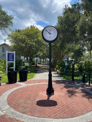 100 Commander in St. Marys (GA)