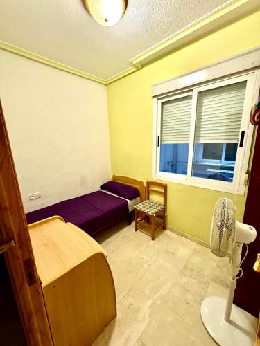 Economic private room in center of Granada, Granada (photo 6)