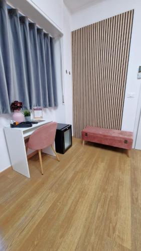 B&B ONE, Katánie (fotografie 8)