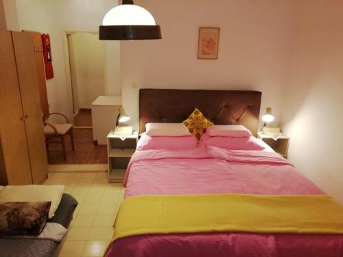 Apartment Milu - 80m from sea - image 2