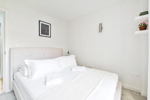 Delightful Tower Bridge Apartment Sleeps 6 4