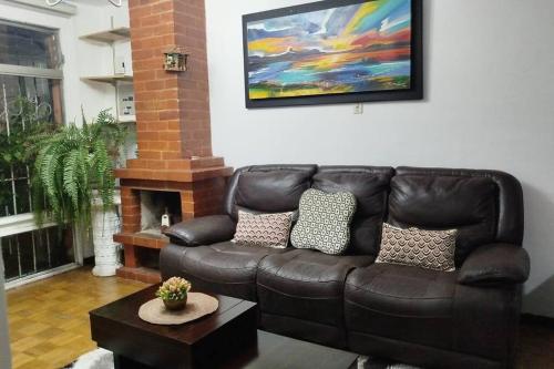 Casa 3 habitaciones, 3 camas, jardín (Casa 3 habitaciones, 3 camas, jardin) in คีปิคาปา