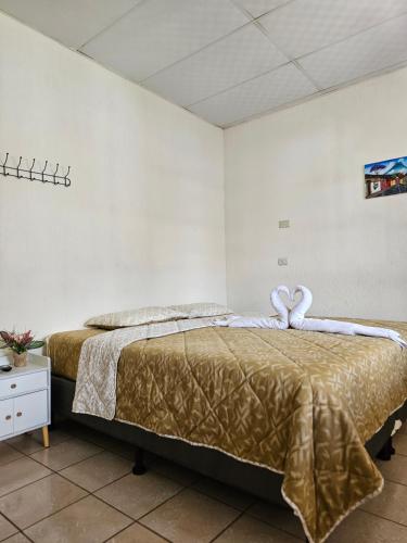 King Room with Mountain View image 10
