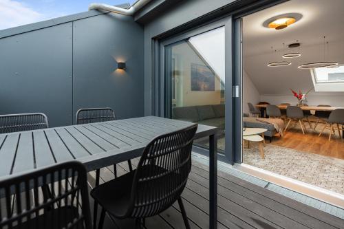 Terraza/balcón, Seaside Luxus Suite 7 mit Sauna und Meerblick in Dahme