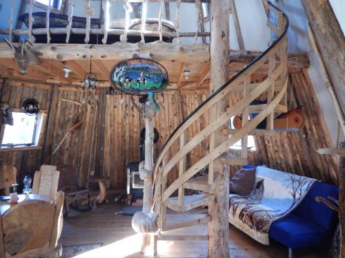 Közeli látványosságok, Aux Tipis de la Riviere Sauvage in Saint Romain (QC)
