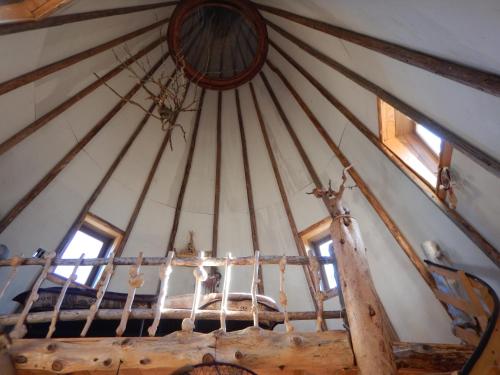 Közeli látványosságok, Aux Tipis de la Riviere Sauvage in Saint Romain (QC)