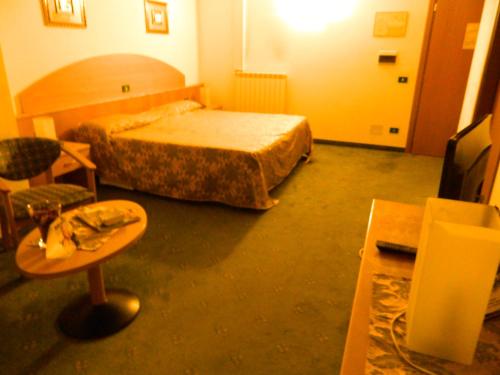 Ascot Lodging