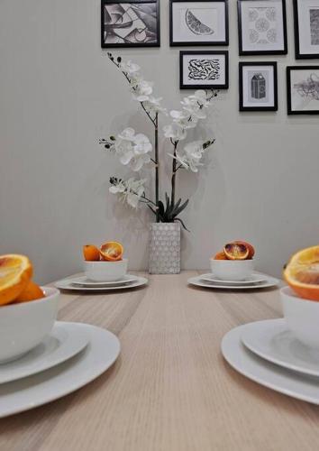 The Catherine - 1 mile to downtown - 2 King beds - Sleeps 5 near Korea House