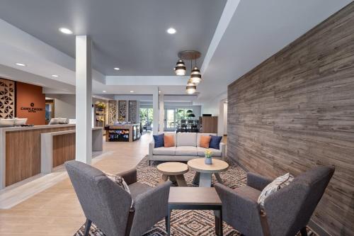 Candlewood Suites McPherson By IHG - image 10