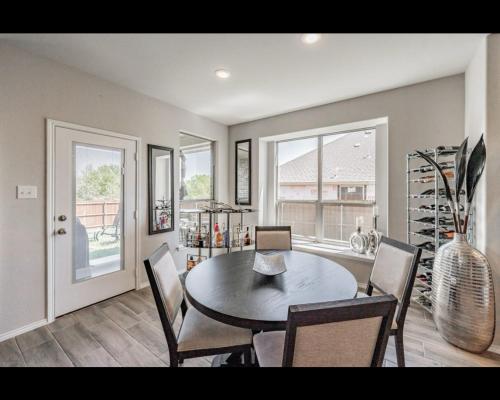 The in Garden Acres Area