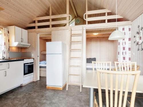 Cabin in camping resort near beach, Løkken (Foto 2)