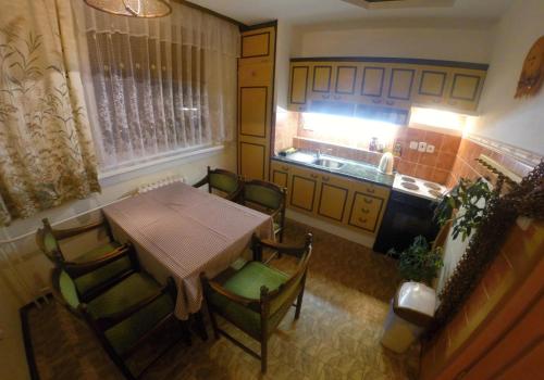 virtuve, Apartment Gebrt in Rokitņica nad Jizerou