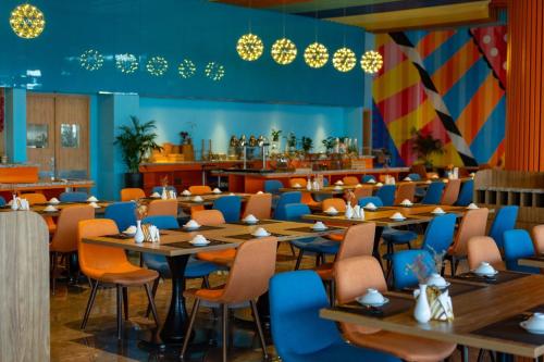 Restaurant, FLAMING0 Ibiza Hải Tiến Resort (FLAMING0 Ibiza Hai Tien Resort) in Thanh Hóa