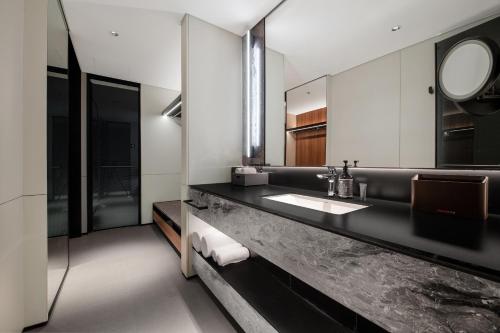 上海陆家嘴中心城际酒店(入住首晚享用免费Minibar) 上海陆家嘴中心城际酒店(入住首晚享用免费Minibar)