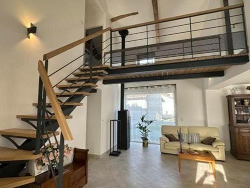 Gîte confortable avec piscine et jardin à Brantôme - FR-1-616-441 (Gite confortable avec piscine et jardin a Brantome - FR-1-616-441) in Brantome