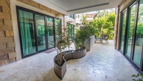 Lotus Midtown Apartments in Playa del Carmen | 2023 Updated prices